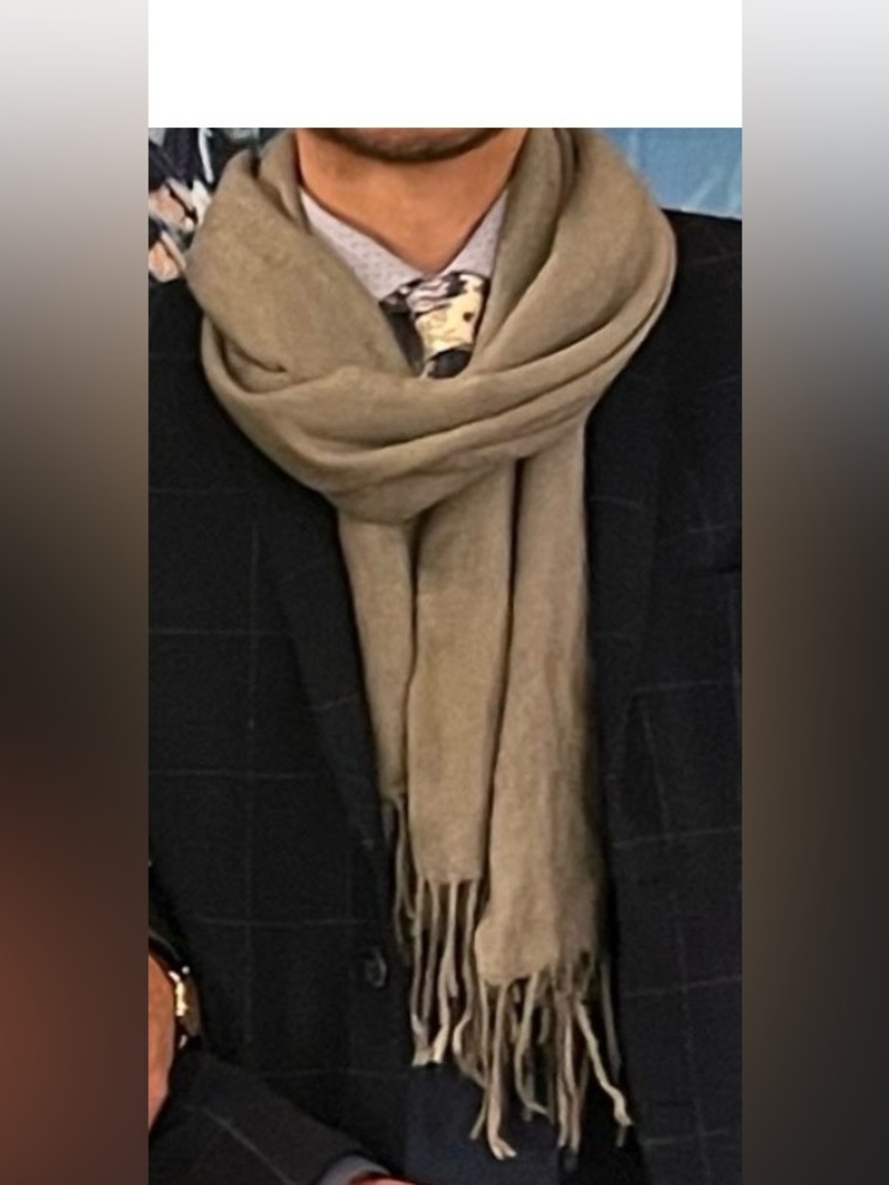 Men's silver scarf. Silk & wool. Pre loved. In fair condition.